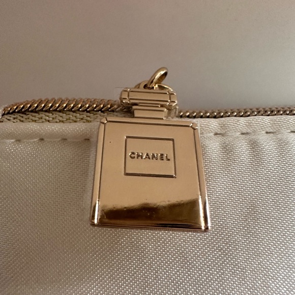 Chanel Coco make up bag, case, clutch or pouch for any use - Picture 3 of 5